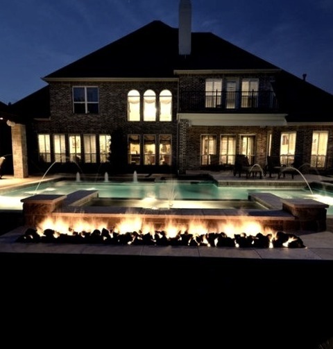 Traditional Pool - Pool