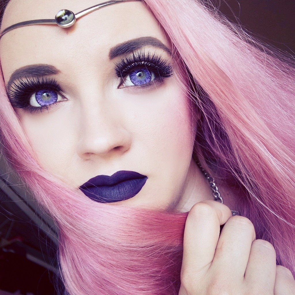 disneylandsprincess:  Sea Siren 
