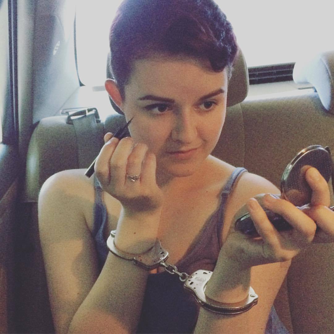 pencandy:  When you want to look good for your mugshot👌🏼
