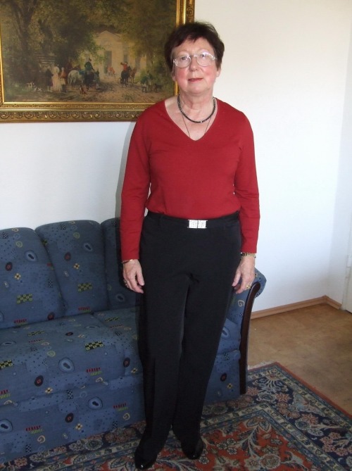 NSFW: For Granny Lovers (Oma Grandma Grannies GILF)