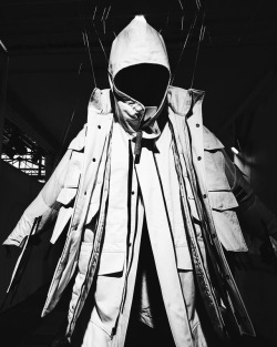 piffypuffy: Aitor Throup Raw Research III