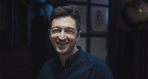 andrewilynyckyj:  Shane Madej luring people into a car