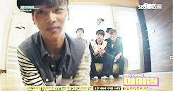 kehleyz:  vixx showing off their baby pictures ◕‿◕ 