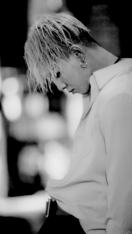 BIGBANG Taeyang wallpaperslike/reblog if you save