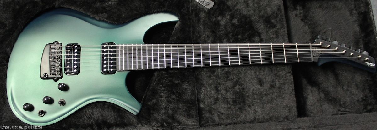 guitarlust:  Parker Maxxfly 7-string in Emerald Satin. 
