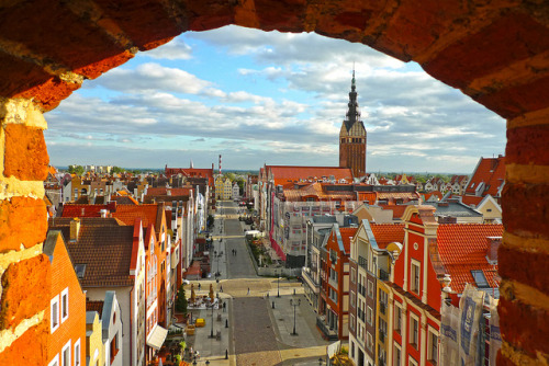 Beautiful old town of Elbląg, Poland (by Danielzolli).