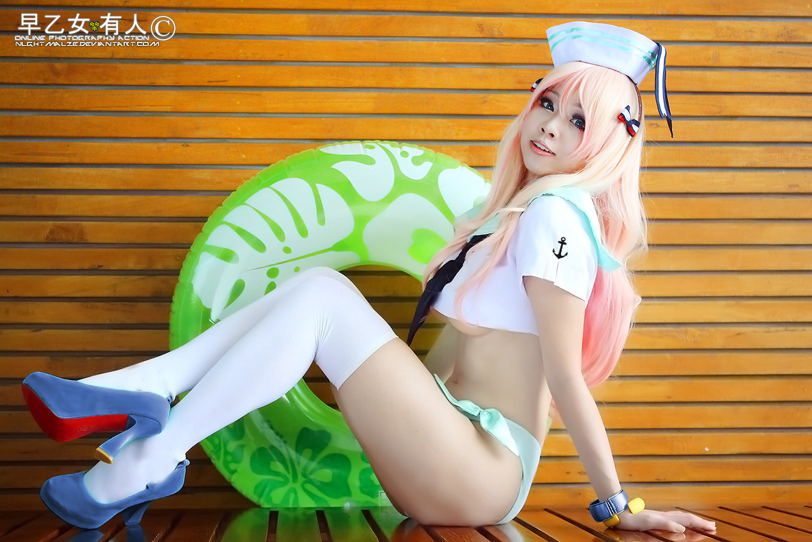 cosplayandanimes:  Sheryl Nome - Macross Frontiersource