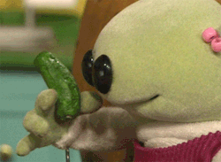 withallduedisrespect:  theamazonianbeauty:  depthgrips:  giving the first succ like   What is thissssss  Omg