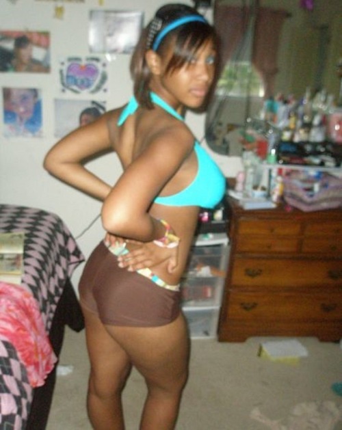 thingsiliketoo:  http://thingsiliketoo.tumblr.com black cuties 