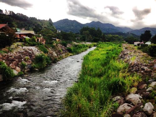 isla-bohemia: Boquete, Panama.I meet such beautiful souls here. Its higher in the mountains, tons of