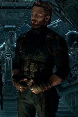 steve-rogers:Steve Rogers holding onto his utility belt: A Thrilling Saga