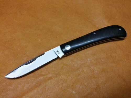 mpdwa:  Rick Menefee Shadow Trapper ATS34 steel and Micarta handles 