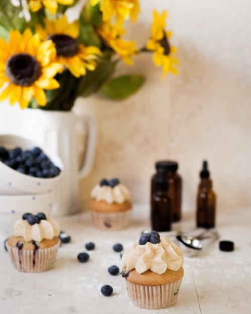 confectionerybliss: Blueberry Pancake Cupcakes | Chasing Delicious