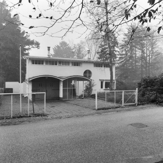 House “De Witte Raaf” (1936) in Hattem, the Netherlands, by Auke Komter