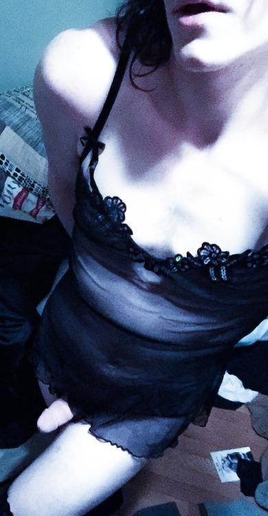 kelseyluvskummies: Wardrobe update!! This nightgown makes me feel so sexy and girlie I love it :3