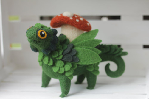 Porn photo sosuperawesome:  Felt dragons by shyshyru