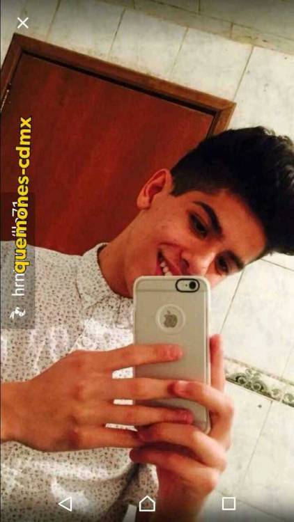 chavosbuenosyvergones: Sigue / Follow:chavosbuenosyvergones.tumblr.com