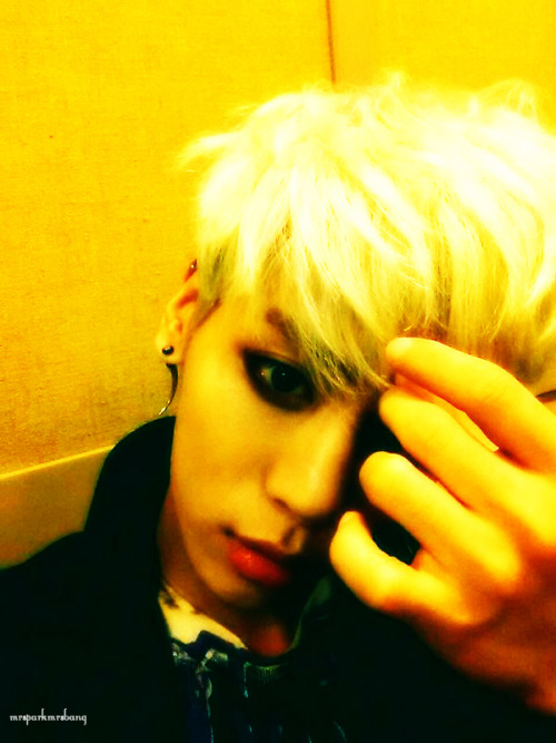 XXX mrsparkmrsbang:   Jonghyun random selca edits photo