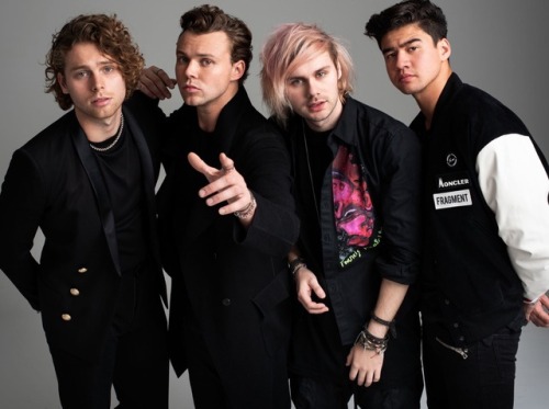 *sighs* Theyre So Fucking Pretty