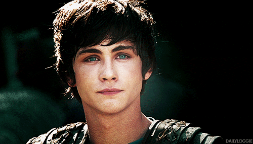crush-for-guys:  and-there-i-was:  Can we all just take a moment to appreciate his