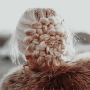 thewinedarksea:mythology moodboards | sólnorse goddess of the sunrequested by @elenacarinandherfando