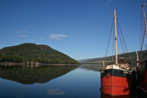 travelthisworld:  Inveraray, ScotlandBy Claire Lewis submitted by: she—dreams, thanks! 