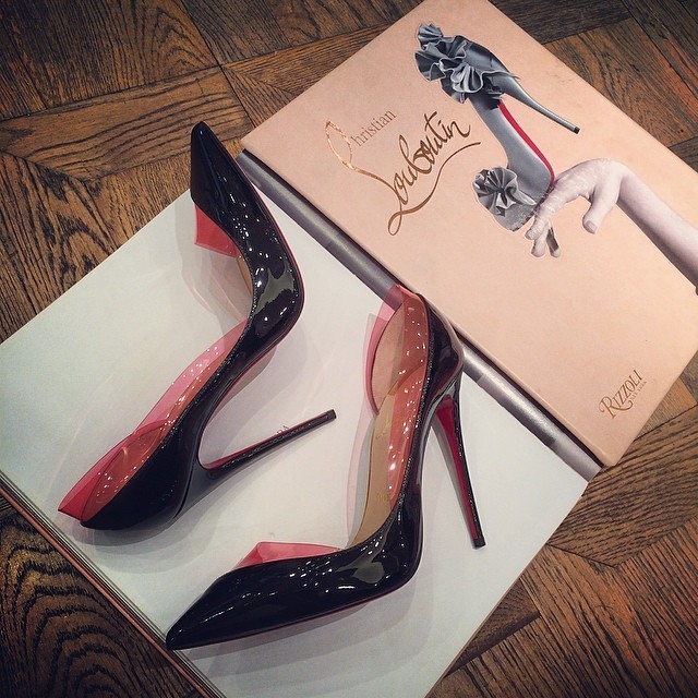 visualvixen:  IG: rendymarciano  Louboutin