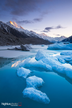 sublim-ature:  Tasman Glacier Lake, New ZealandMark Watson 