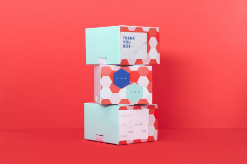 Firmalt Agency created bold but friendly branding for anonline gift-giving business, Mexico