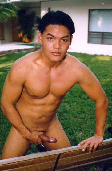 colt-3:  Follow The Bad Boyshttp://colt-3.tumblr.com/