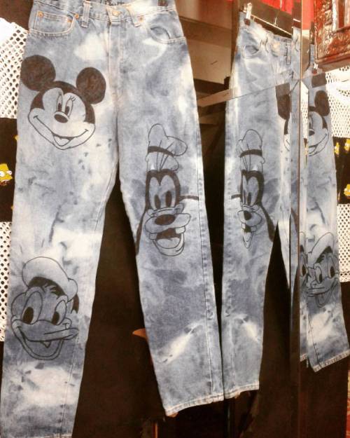 Disney friends tie&amp;dye jeans available at @addictedparis 6 rue Saint Merri 75020 Paris. #bow