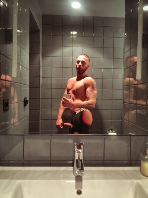 colungafrank:   Flo Carrera       