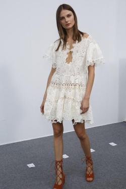 mulberry-cookies:  Backstage @ Chloé Spring/Summer