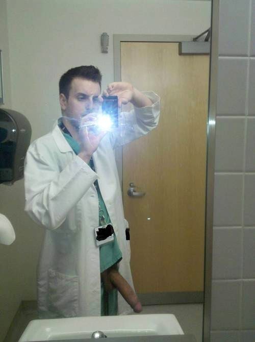 would love for this hot doctor to check the temperature in my throat and ass. mmmmmmmmmmm