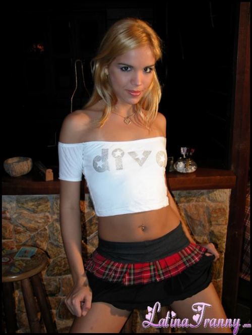 comessatravaeucasava:  Fabiane Spears ESSA É PRA CASAR!
