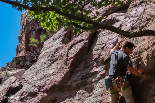 Mouse’s Misery or Santi’s?. . . . . . . #MountainProjects #Crushing #AdRock #AdventureRock #Mouses