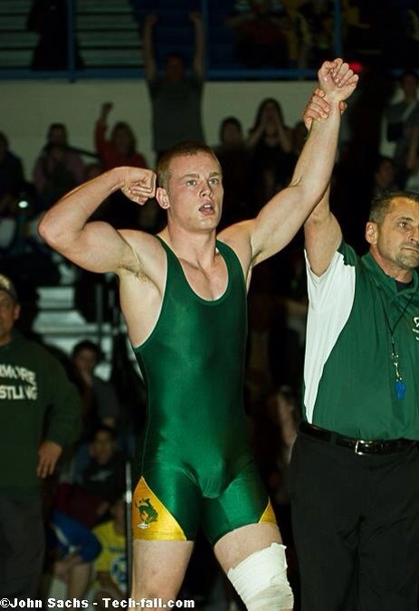 Wrestler + Singlet = Fun Times (18+/21+ Only!)