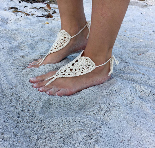 Barefoot Sandals // TheYarnAndThread