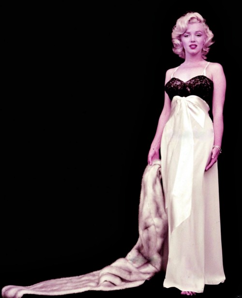elsiemarinamonroe: Marilyn Monroe in a Cocktail dress by Milton Greene.