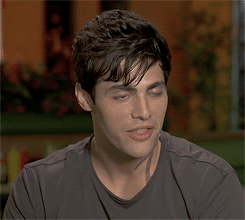 tumblr_inline_o2cyh2o9Rx1qlt39u_250.gif