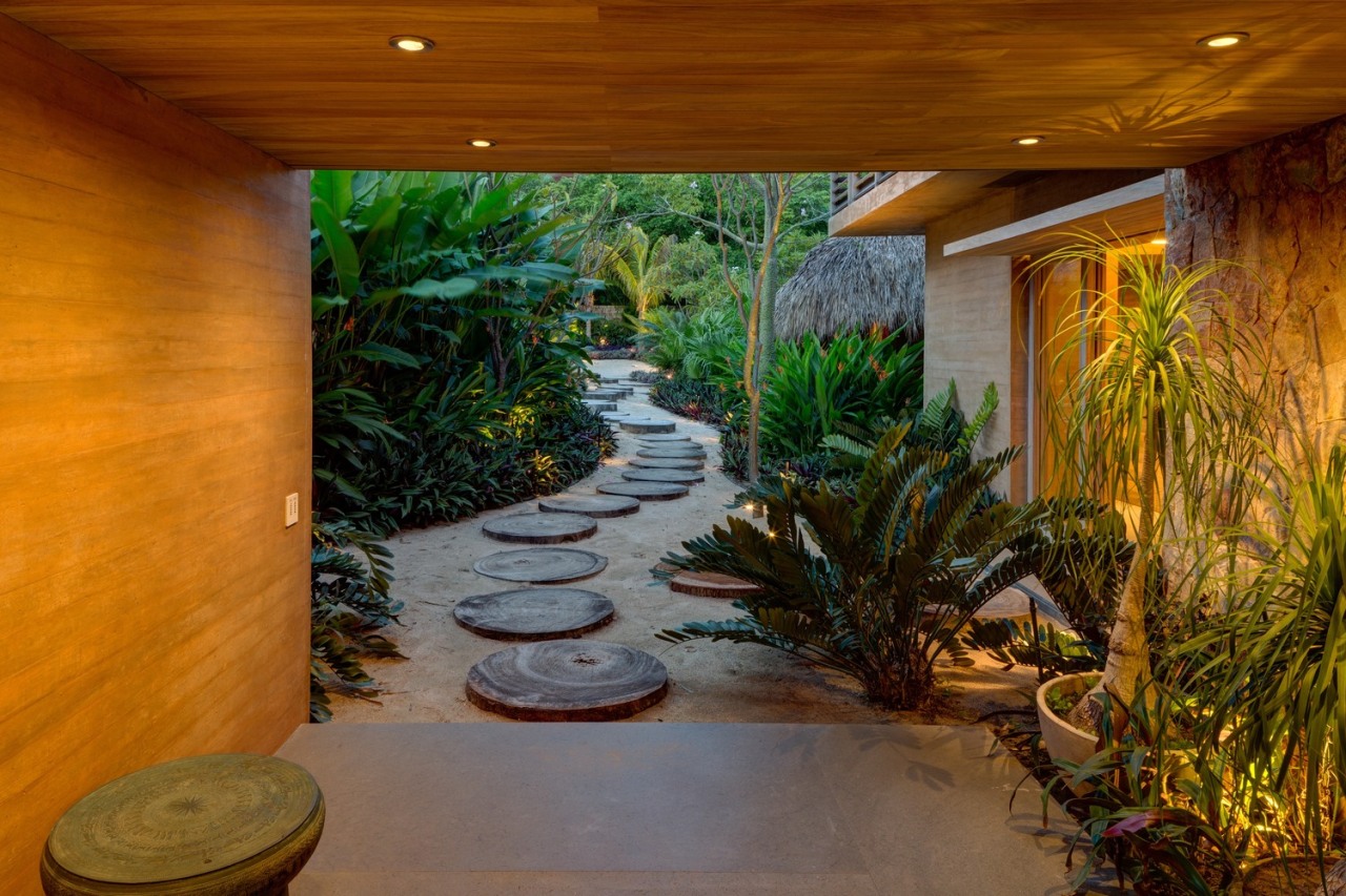 archatlas:  House on the Pacific Coast of México   Bernardi + Peschard arquitectura design
