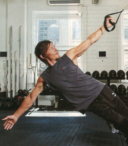 ilovereedus:  Let’s go physical!:)) Don’t own the picture 