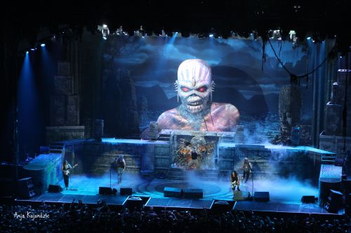 mymindlostme:Iron Maiden 2016 “The Book Of Souls World Tour”April 10, 2016 Vancouver / Canada