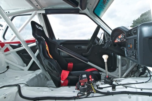 itsbrucemclaren:  BMW M3 E30 DTM 