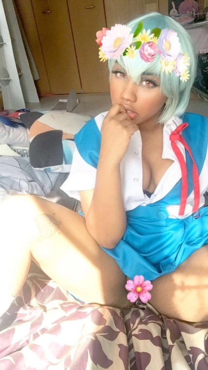 akaneararagi:  Cosplay shoot I did for Snapchat 💙Message me about my Priv Snapchat 💙