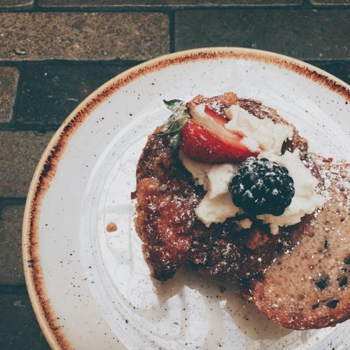 # #muffin # #Fin # #sydneylife #Sydney #RomoloCoffee (at Romolo.espresso.cucina)