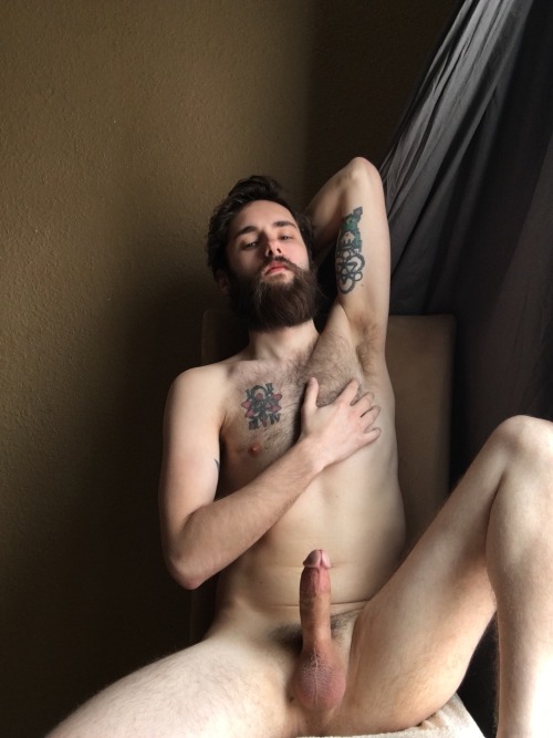 thislifeischaos:  Feeling good about myself self and body today. 