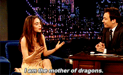 tyrells:Emilia Clarke & forgetting she’s not actually Dany
