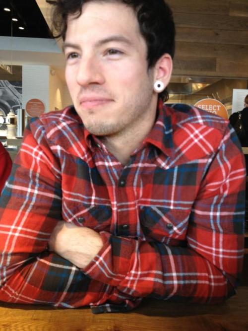 twenlyonepilots:photos of josh that tylers tweeted pt 1