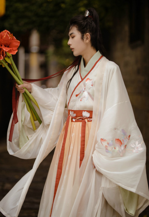 hanfugallery:chinese hanfu by 司南阁